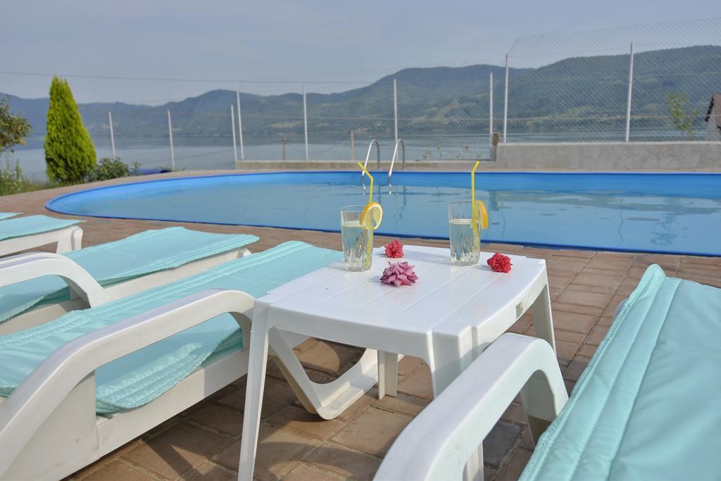 Casa Marina Hotel Ieşelniţa Buitenkant foto