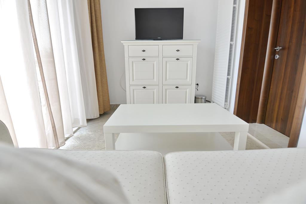 Casa Marina Hotel Ieşelniţa Buitenkant foto